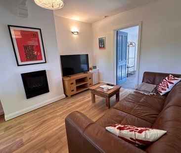 4 bedroom house - Photo 1