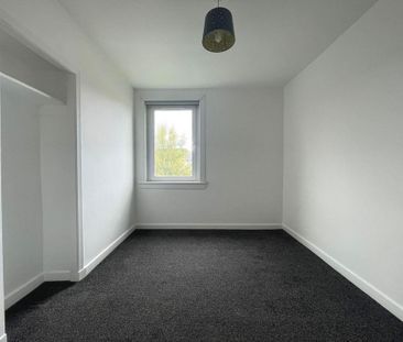 2 bedroom property to rent - Photo 2