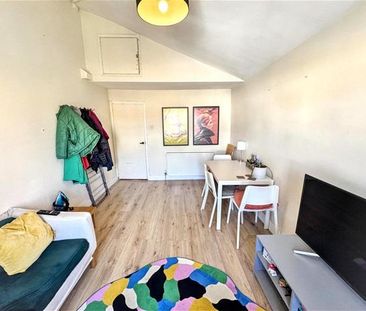 2 bedroom maisonette to rent - Photo 1