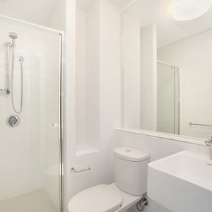 Windsor, Melbourne | 1 Bedroom - Photo 3