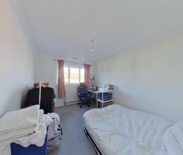 3 bedroom semi-detached house to rent - Photo 6