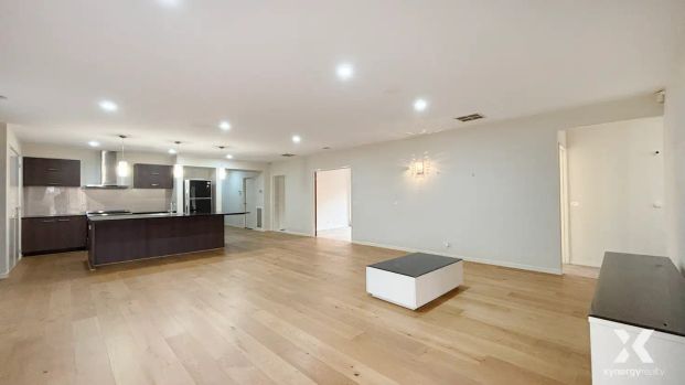 “Beautiful Family Home in the Heart of Alamanda – Available for Lease!” - Photo 1