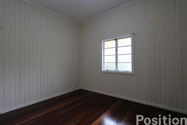 TWO BED TWO STUDY! - Photo 1