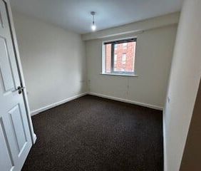 Fremington Court, Coventry - Photo 1