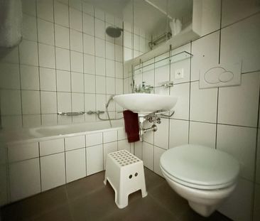 Charming semi-detached house ideally located in Versoix - Photo 1