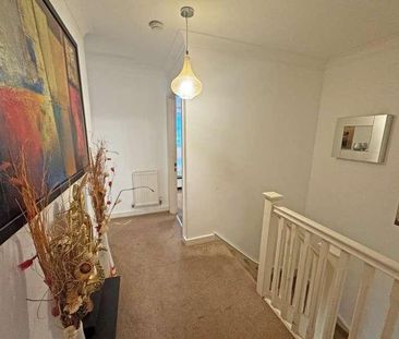 Arcon Drive, Northolt, UB5 - Photo 5