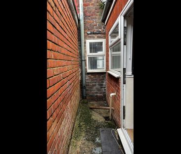 3 Bed Terraced House, Index Street, L4 - Photo 6