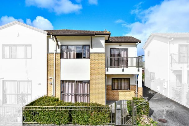 Prime Flat Bush Living - Photo 1