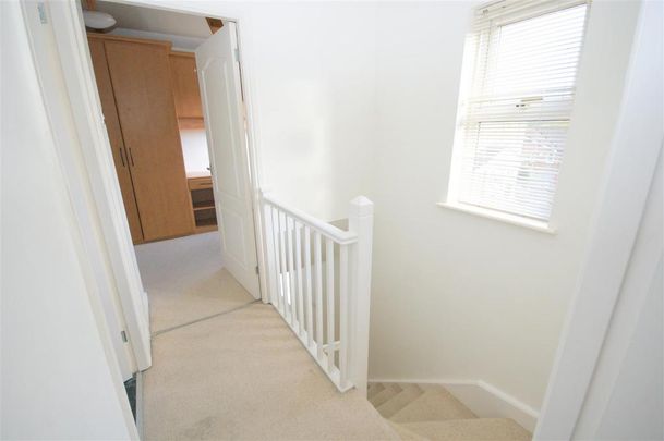 2 bedroom terraced house to rent - Photo 1