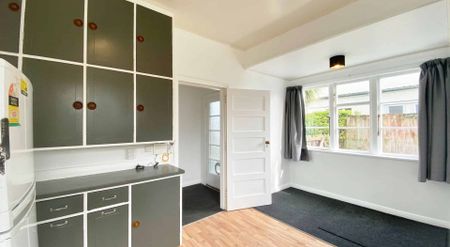 LINWOOD - 2 BEDROOMS + STUDY, 1 BATHROOM, HEATPUMP, 1 CARPARK - Photo 5