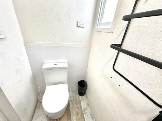 Modern Furnished Studio Units in Potts Point Move In Today! - Photo 1