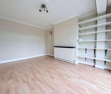 Surbiton, Surrey, KT6 - Photo 3