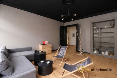 Stylowe Mieszkanie w Centrum | Przestronny Balkon - Photo 4