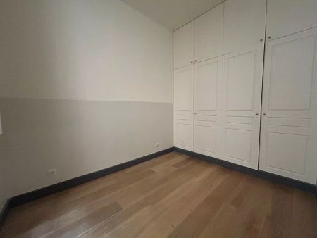 location Appartement T4 DE 90.3m² À TOULON - Photo 3