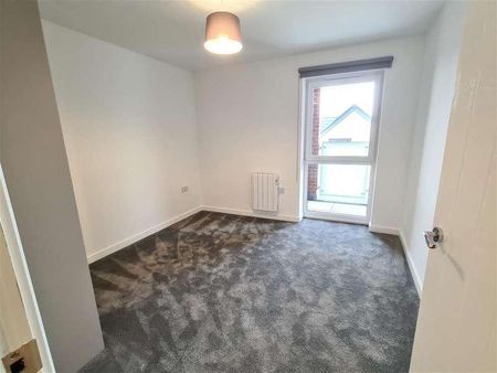 Heaton House,borehamwood, WD6 - Photo 2