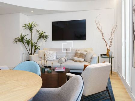 Luxury Apartment for rent in Madrid, Autonomous Region of Madrid - Photo 2