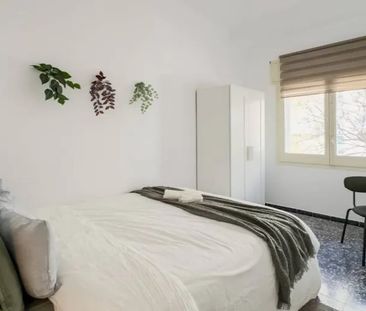 Passatge de Nogués, Barcelona, Catalonia 08025 - Photo 3