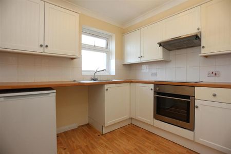 1 bedroom flat to rent - Photo 2