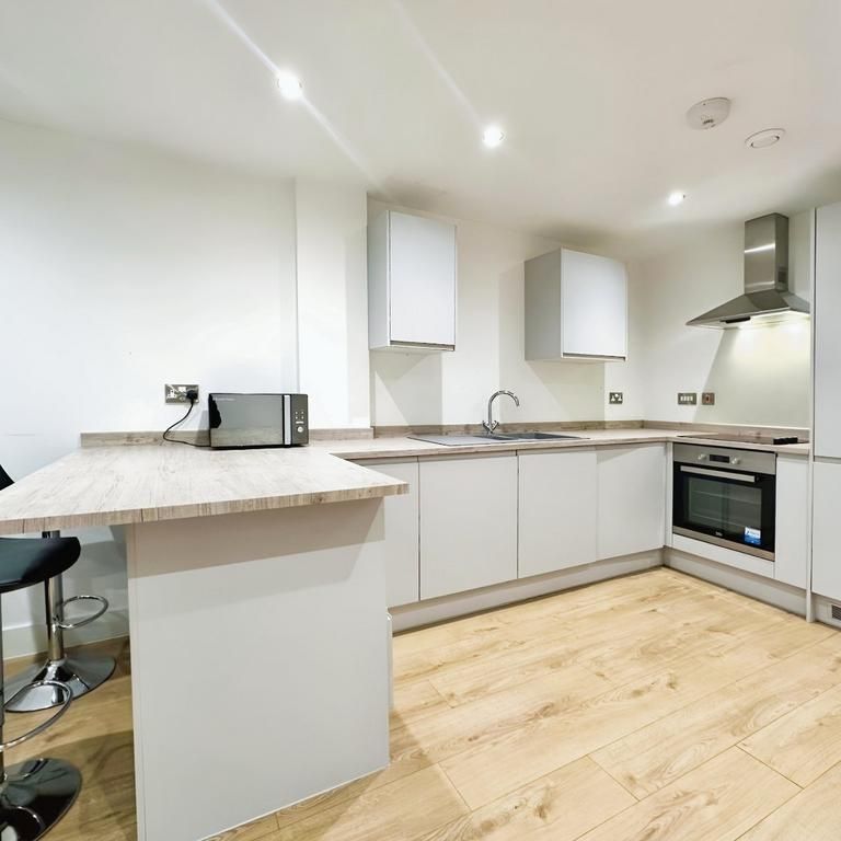 1 bedroom flat to rent - Photo 1