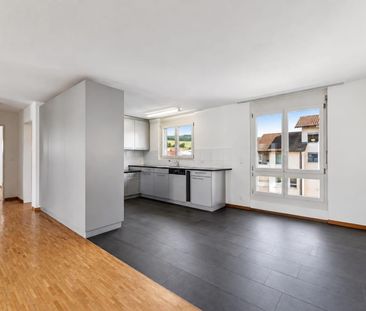 Grosszügige 4.5 Zimmer Wohnung an ruhiger und zentraler Lage - Foto 1