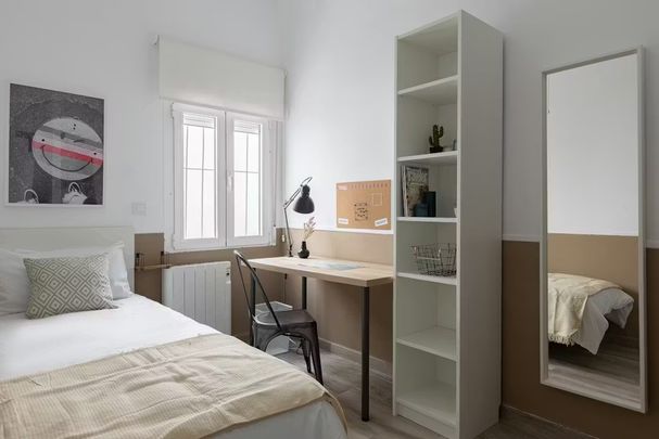 Calle Daoíz, Getafe, Community of Madrid 28903 - Photo 1