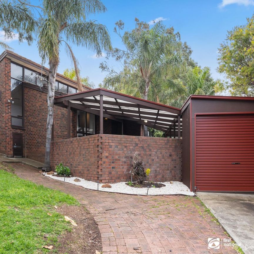 Charming Family Home - Photo 1