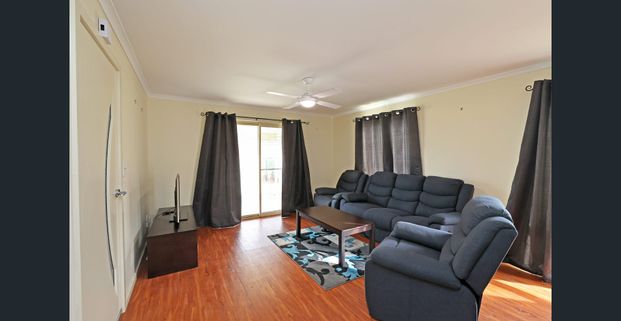 3 Bedroom Home Close To Schools - Photo 1