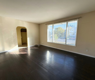 2 bedroom Main Floor Suite Near U of S - Photo 1