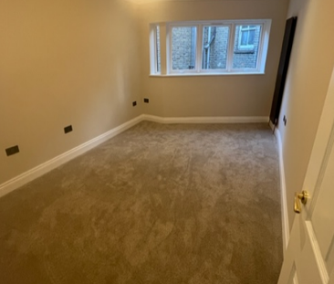 2 bedroom townhouse to rent - Photo 3