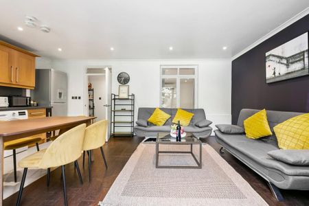 3 bedroom flat to rent - Photo 3