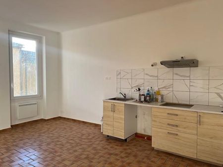 Location Appartement 3 pièces 70m² CAMPS LA SOURCE 83170 - Photo 4