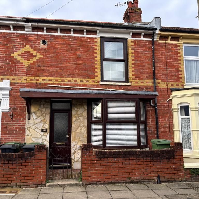 2 bedroom terraced house to rent - Photo 1