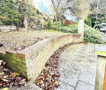 5 bedroom house to rent Brendon Avenue, Luton, Bedfordshire, LU2 - Photo 4