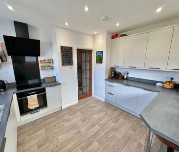 2 bedroom terraced bungalow to rent - Photo 2