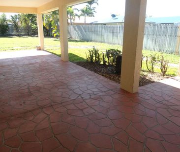 Spacious 4 Bedroom Home Annandale - Photo 2