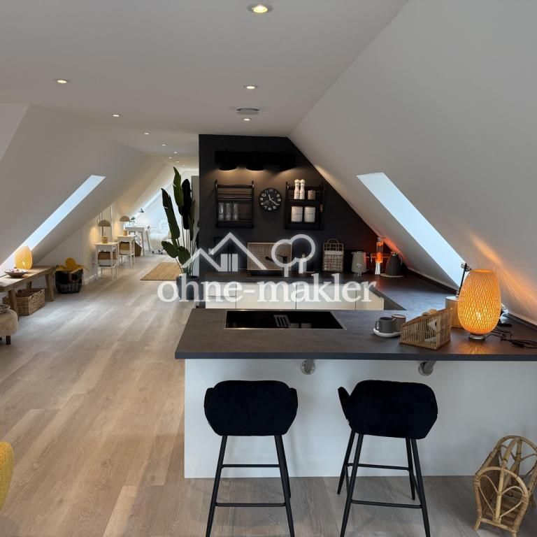 Modern Living am Deich – Vollmöbliertes Dachgeschoss Apartment Nähe Hamburg! - Photo 1