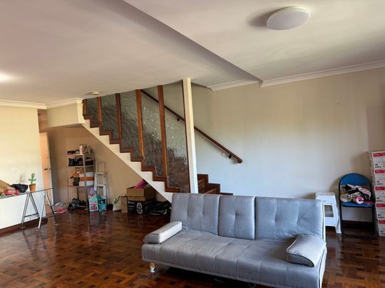 Strathfield - Photo 1