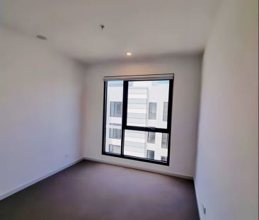 1 Bed 1 Bath (with furniture and home appliances) - Photo 4