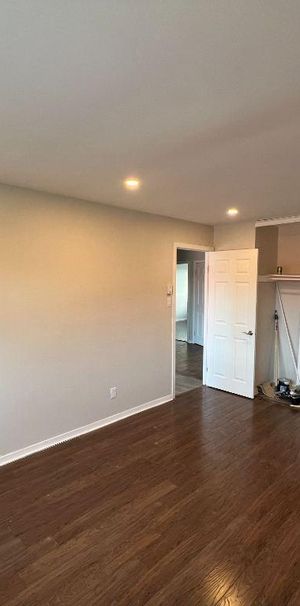 Fully Renovated 4½ Apartment Available October 2026 - A louer • For Rent - Photo 1
