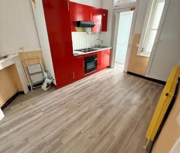 Location Maison 5 pièces 76m² DOUAI 59500 - Photo 2