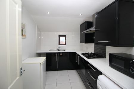 Derby Street, Preston - Photo 5