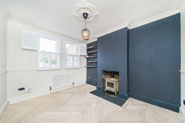 3 bedroom detached house to rent - Photo 1