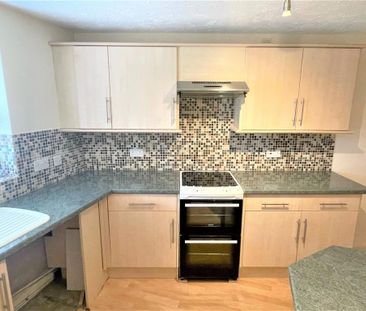 3 bedroom terraced house to rent - Photo 3