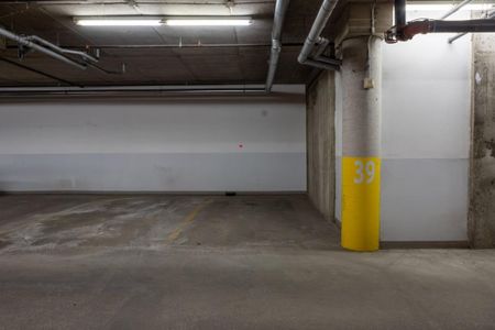 Nouveauté sur le marché Appartement à louer - Montréal (Saint-Laurent) (Nouveau Saint-Laurent/Bois-Franc) - Photo 2