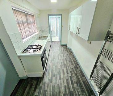 Bickerdike Avenue, Longsight, M12 - Photo 6