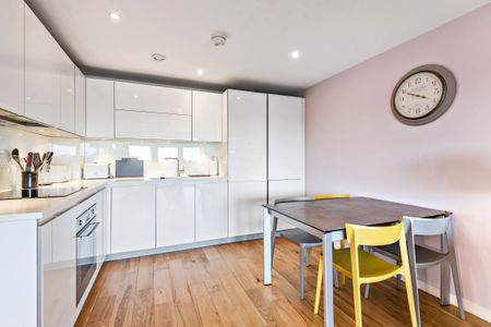 Cowley Road, London, SW9 - Photo 4