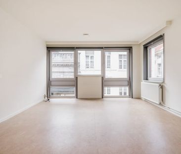 Appartement te huur - Photo 1