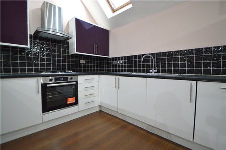 Addiscombe Grove, Croydon, Surrey, CR0 - Photo 2