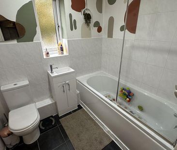 3 bedroom detached house to rent - Photo 6