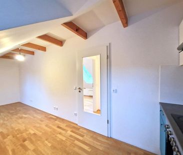 Flexible Raumaufteilung: WG, Paar oder Familie – 3 Zimmer mit Flair... - Photo 4